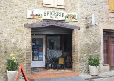 Façade épicerie Saint-Papoul