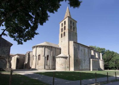 Vue abbaye Saint-Papoul